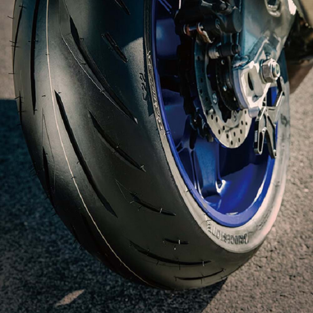 RKS A250/R250/TNT202 Uyumlu Bridgestone S22 110/70 R17 - 140/70 R17 Motosiklet Lastiği Takım